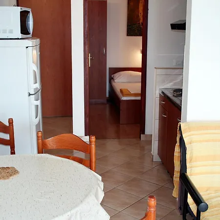 Pisak 1014g Apartmán Mimice